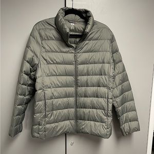 Women’s Uniqlo Ultra Light Down Jacket Gray Size XXL
